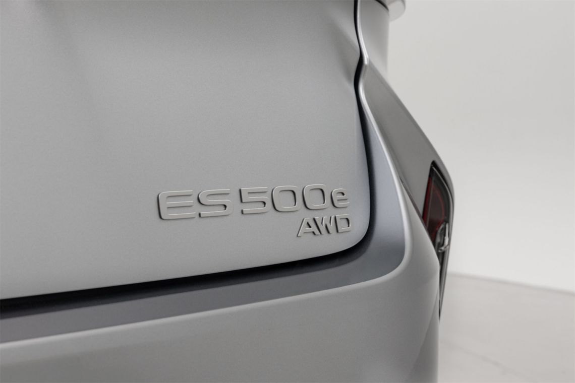 Rear badging of the Lexus ES, a Lexus electric car
